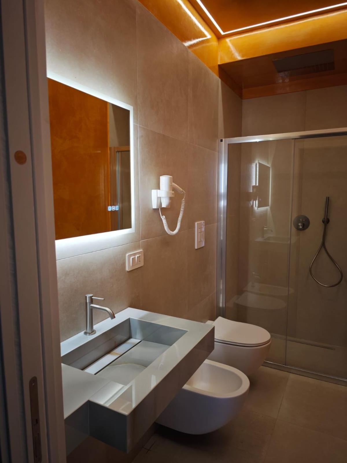 Shanti Rooms & Apartments Castello Bacoli Ngoại thất bức ảnh